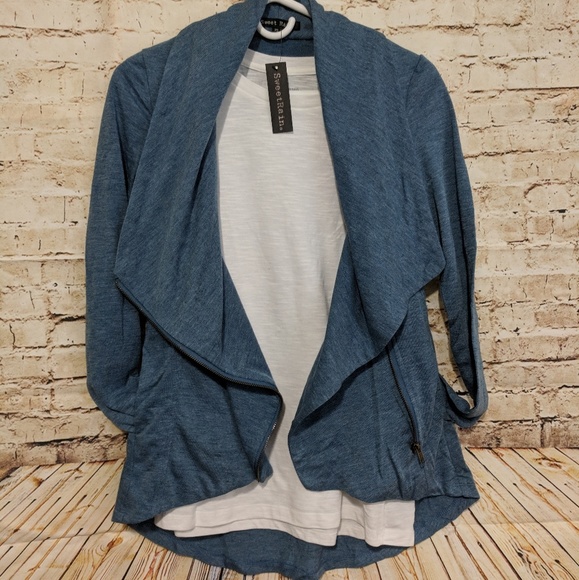 Modcloth Sweaters - Last One! Modcloth Airport Asymmetrical Cardigan